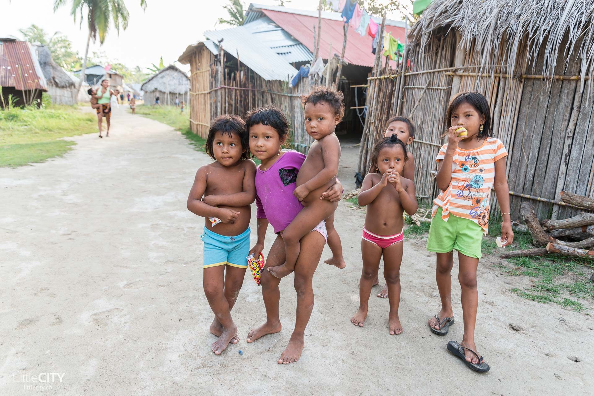 San Blas - Kuna Yala Panama Acuadup Kinder