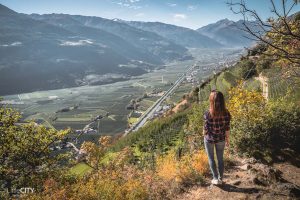 Waalweg Wanderung Südtirol Herbst