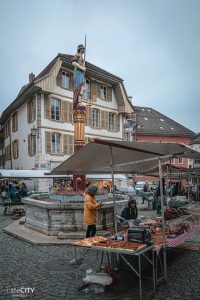 Justitiabrunnen Biel und Markt